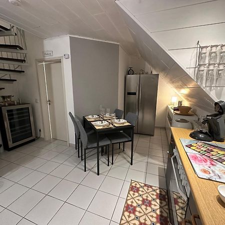 Zentrale Maisonette Mit Buero & Parkplatz Грисхайм Екстериор снимка