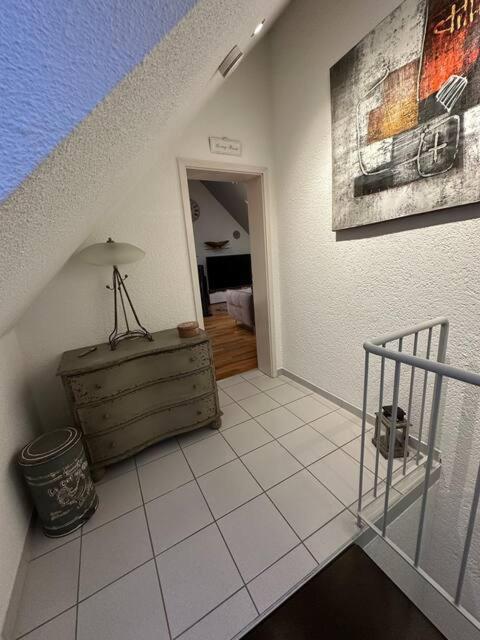 Zentrale Maisonette Mit Buero & Parkplatz Грисхайм Екстериор снимка
